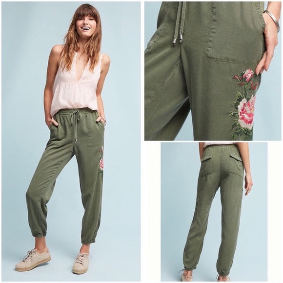 Anthropologie Pants - ANTHROPOLOGIE Poshmark Floral Embroidered Jogger L